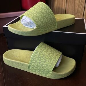 Men’s slides, Michael Kors
